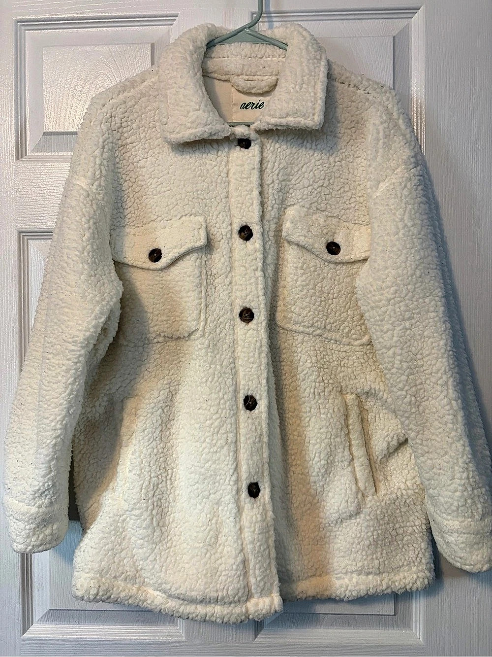 Aerie AE Sherpa Button-Up Shacket Teddy Jacket in White